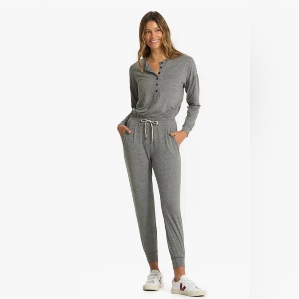 Vuori Lux Jumpsuit - Medium
